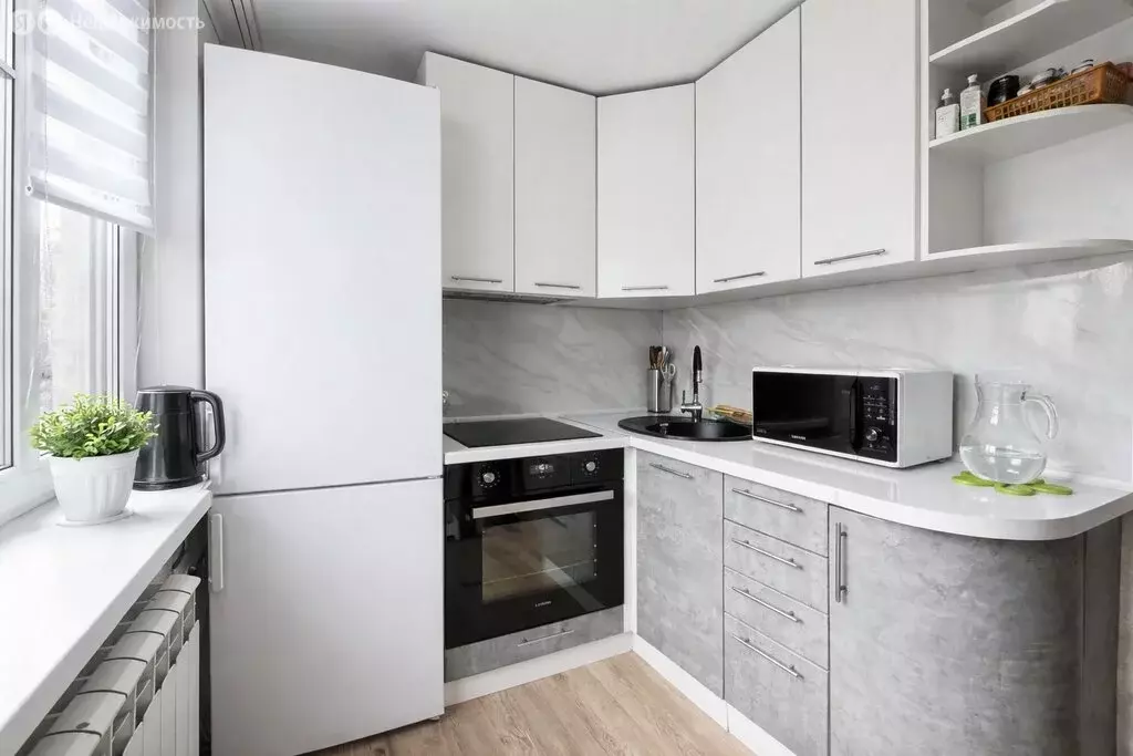 2-комнатная квартира: Находка, Пограничная улица, 18 (56 м) - Фото 1