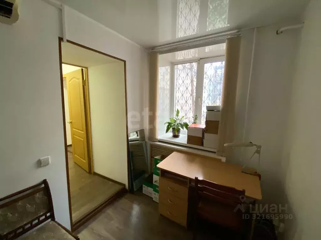 3-к кв. Ярославская область, Рыбинск Крестовая ул., 73 (64.6 м) - Фото 1