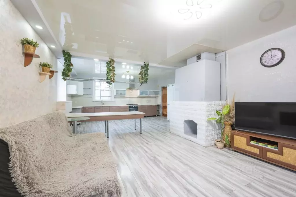 Дом в Пермский край, Пермь ул. Володарского, 11 (184 м) - Фото 2