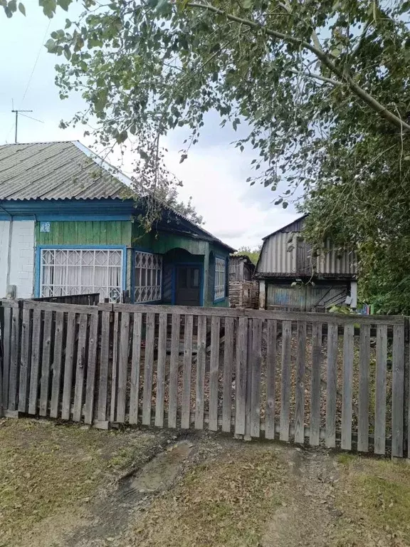 Дом в Кемеровская область, Промышленновский муниципальный округ, пос. ... - Фото 2