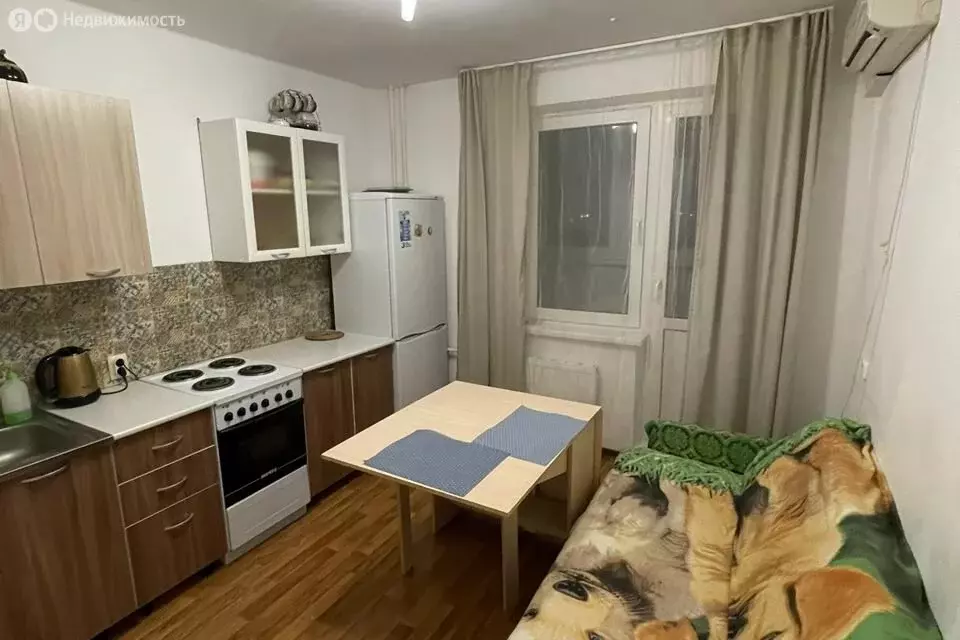 1-комнатная квартира: Краснодар, улица Генерала Трошева, 17 (39 м) - Фото 1