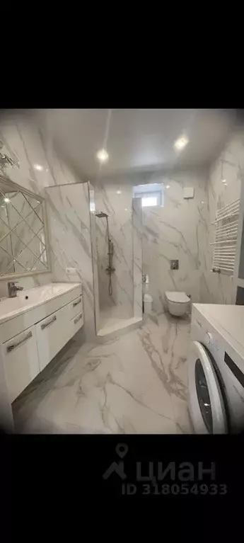 Дом в Крым, Симферопольский район, Молодежное пгт  (160 м) - Фото 1