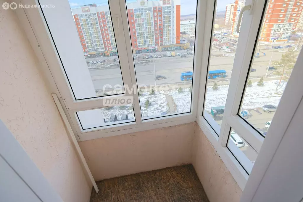2-комнатная квартира: Кемерово, проспект Шахтёров, 68 (55.5 м) - Фото 1