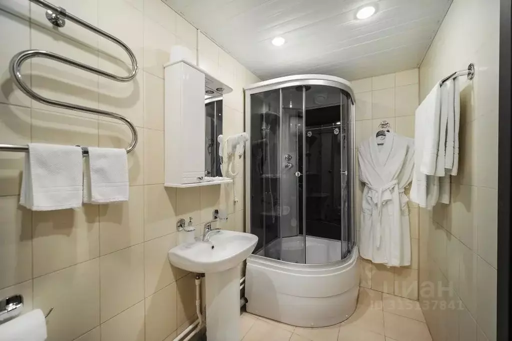 Комната Тюменская область, Тобольск 6-й мкр, 38 - Фото 1