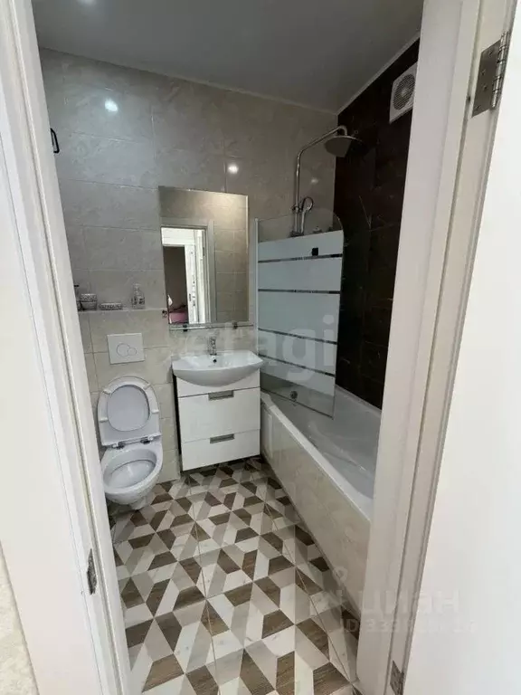 1-к кв. Башкортостан, Уфа Коммунистическая ул., 98/1 (37.2 м) - Фото 1