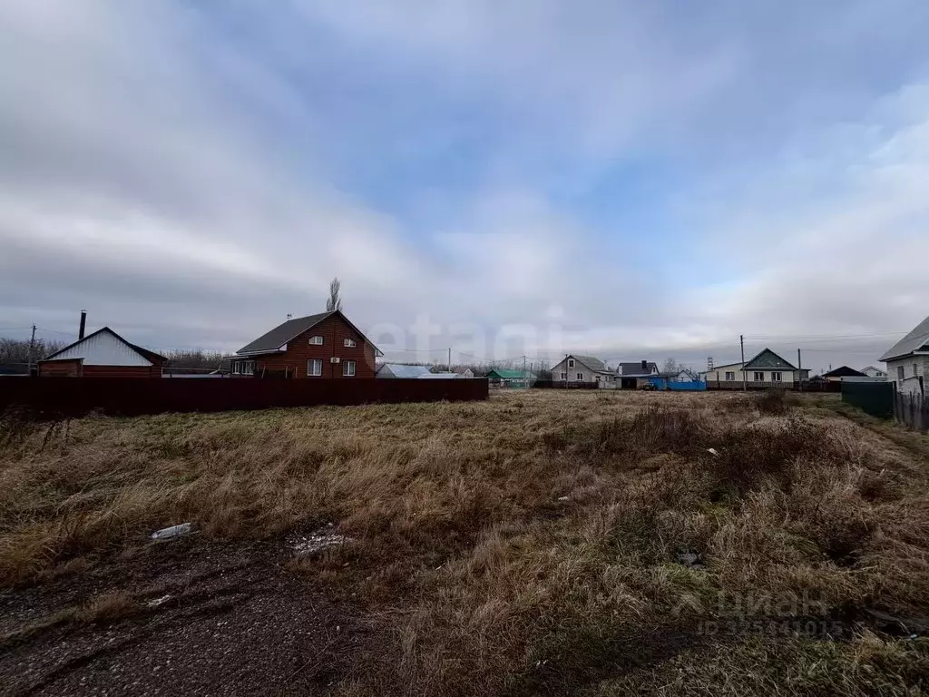 Участок в Башкортостан, Стерлитамакский район, Отрадовский сельсовет, ... - Фото 1