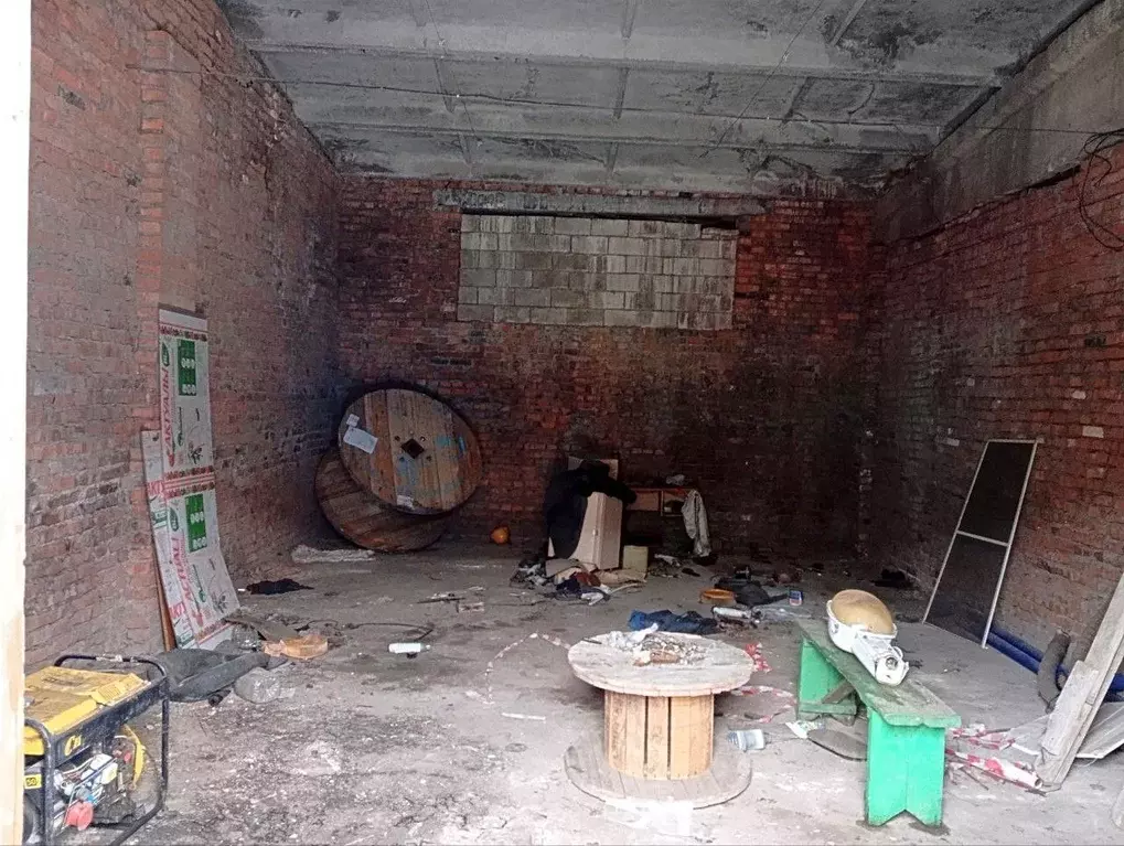 Помещение свободного назначения в Саратовская область, Балаково ш. ... - Фото 1