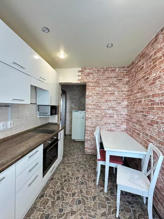 1-к кв. Ульяновская область, Ульяновск Одесская ул., 1 (41.5 м) - Фото 0