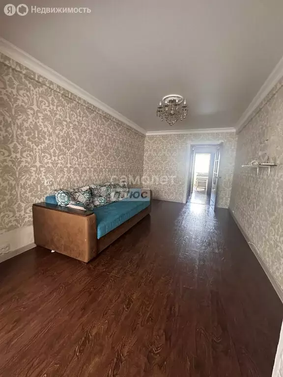 3-комнатная квартира: Каспийск, проспект М. Омарова, 4 (73 м) - Фото 1