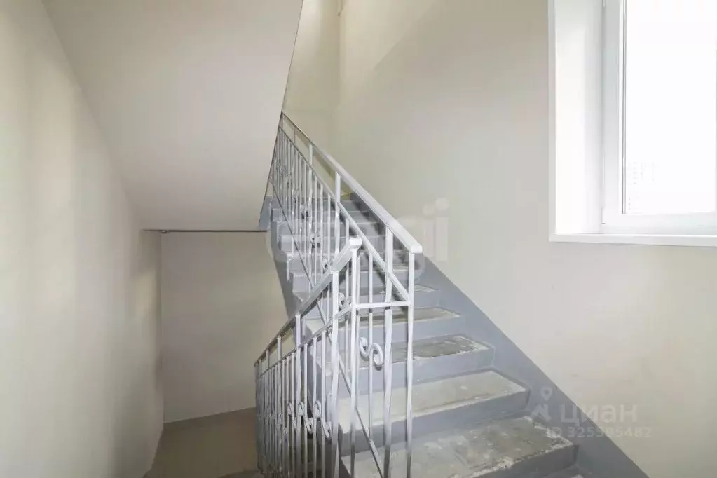 Гараж в Тюменская область, Тюмень ул. Федюнинского, 62с1 (16 м) - Фото 2