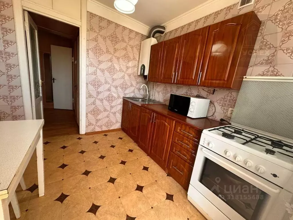 2-к кв. Крым, Феодосия ул. Гарнаева, 63В (51.0 м) - Фото 1
