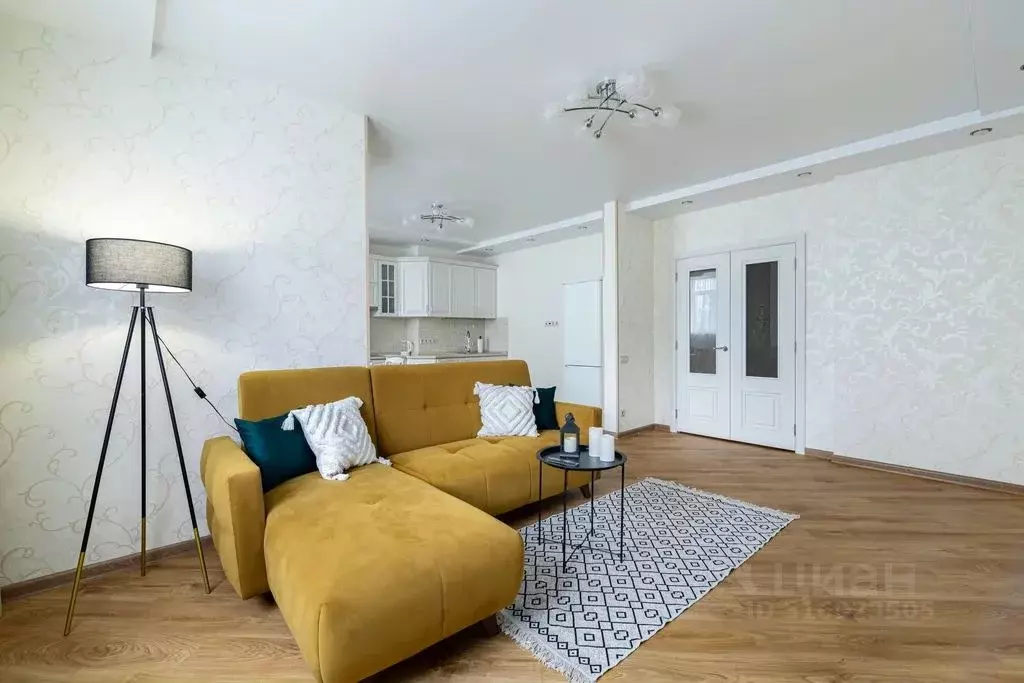 2-к кв. Татарстан, Казань Горки-3 мкр, ул. Дубравная, 36 (65.0 м) - Фото 1