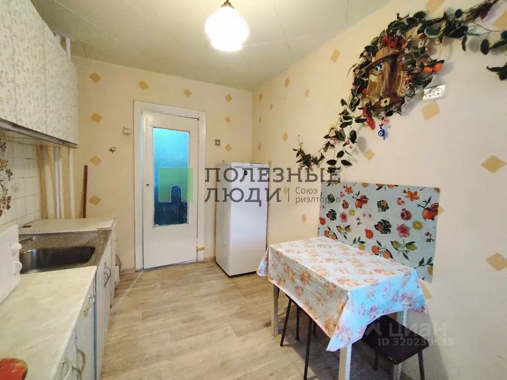 2-к кв. Орловская область, Орел ул. Латышских Стрелков, 3 (49.4 м) - Фото 0