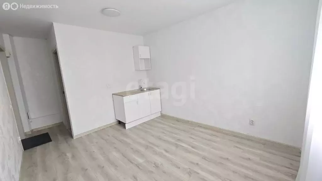 Квартира-студия: Ижевск, улица 30 лет Победы, 12 (16.4 м) - Фото 1