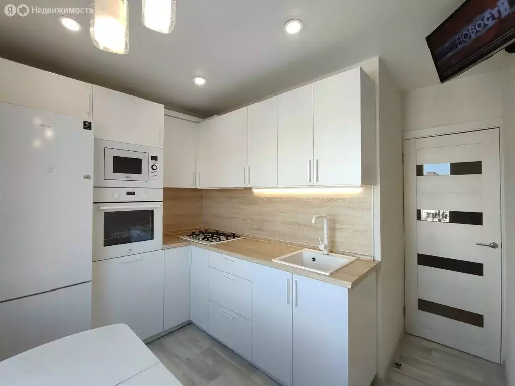 3-комнатная квартира: Ижевск, Союзная улица, 9 (54 м) - Фото 1