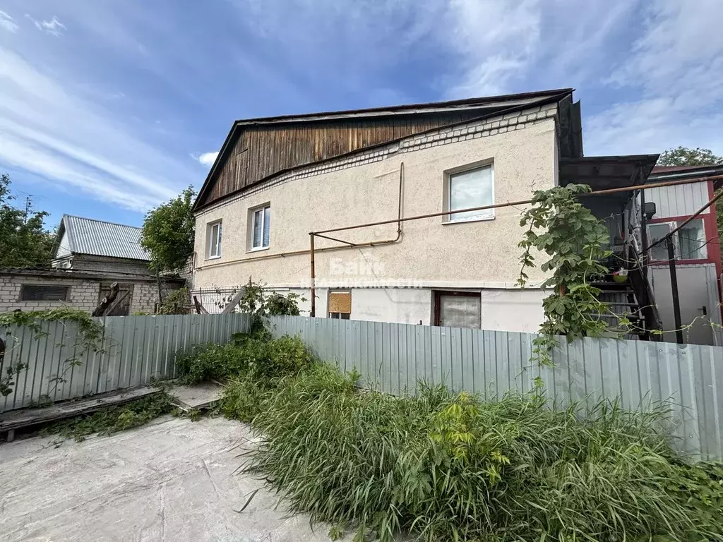 Дом в Саратовская область, Вольск Киевская ул., 3 (118 м) - Фото 1