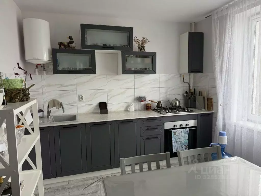 2-к кв. Крым, Евпатория ул. 60 лет ВЛКСМ, 41 (55.8 м) - Фото 1