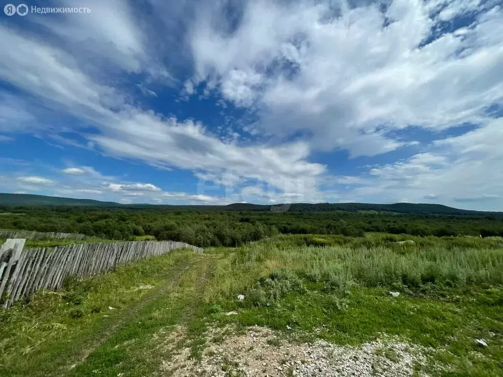 Участок в Ташбукановский сельсовет, село Нижний Ташбукан, улица ... - Фото 1