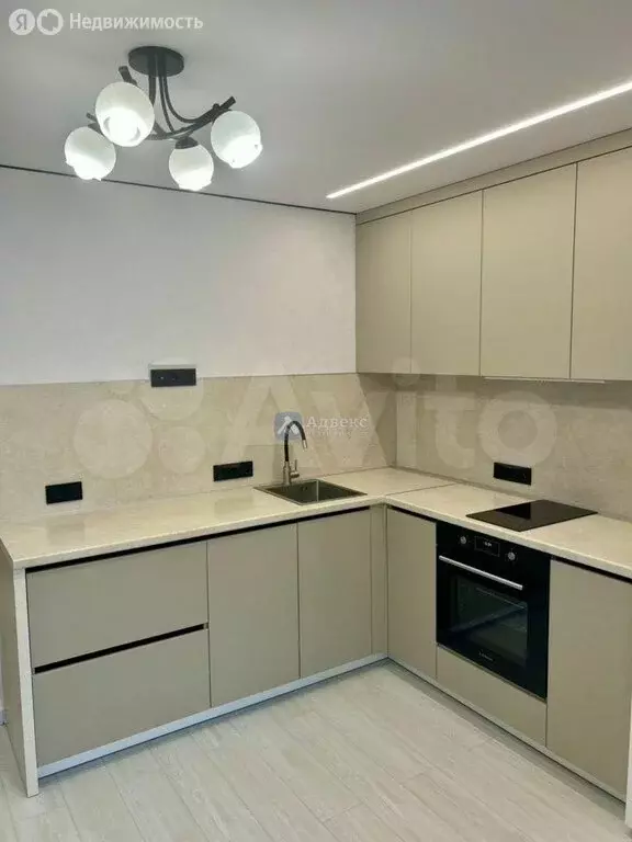 1-комнатная квартира: Тюмень, улица Валентины Трофимовой, 4к1 (41 м) - Фото 0