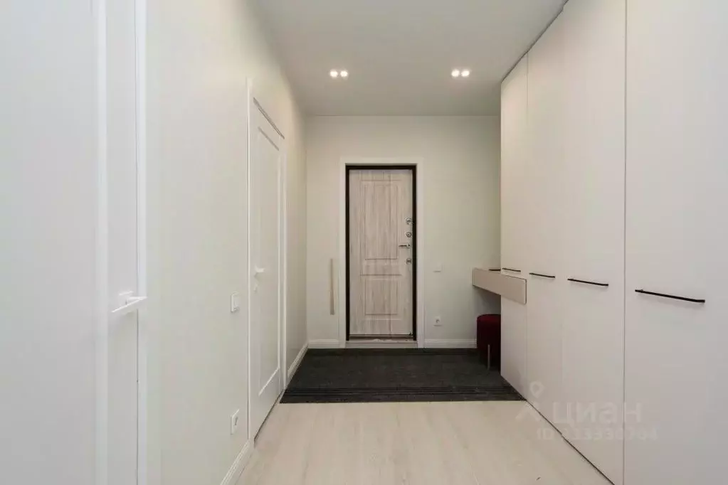 Дом в Иркутская область, Иркутск ул. Есенина, 28А (256 м) - Фото 2