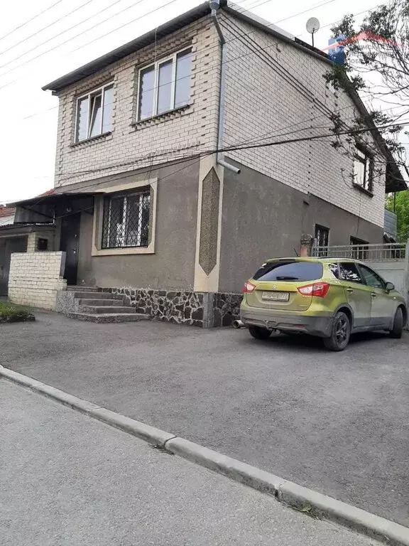 Дом в Симферополь, улица Ладыгина, 41 (201.2 м) - Фото 1