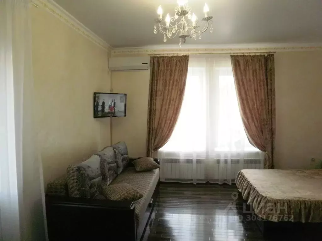 1-к кв. Краснодарский край, Анапа Заводская ул., 49 (43.0 м) - Фото 0