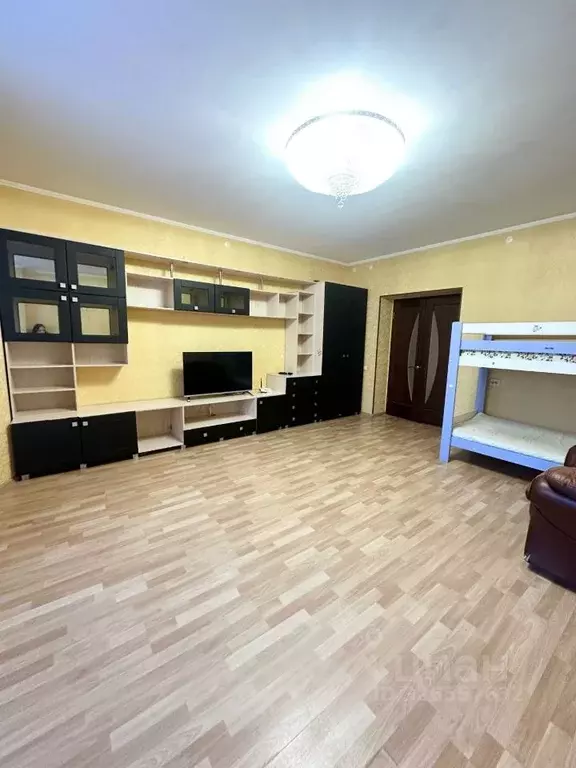 2-к кв. Архангельская область, Архангельск ул. Попова, 56к2 (67.0 м) - Фото 1
