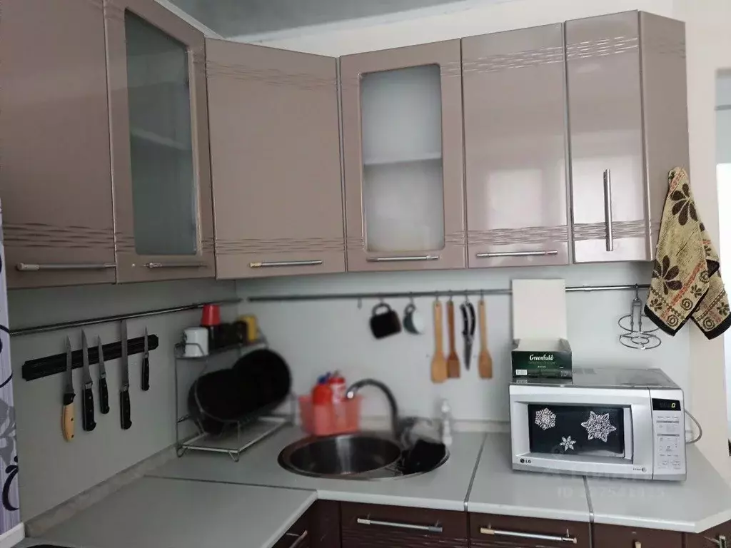 2-к кв. Камчатский край, Петропавловск-Камчатский ул. Петра Ильичева, ... - Фото 1