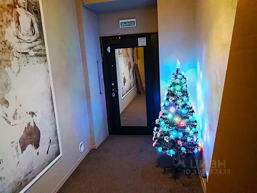 Комната Москва Новая Басманная ул., 12С2 - Фото 1