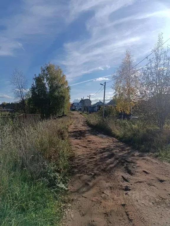 Участок в Кировская область, Киров городской округ, д. Чарушины ул. ... - Фото 1