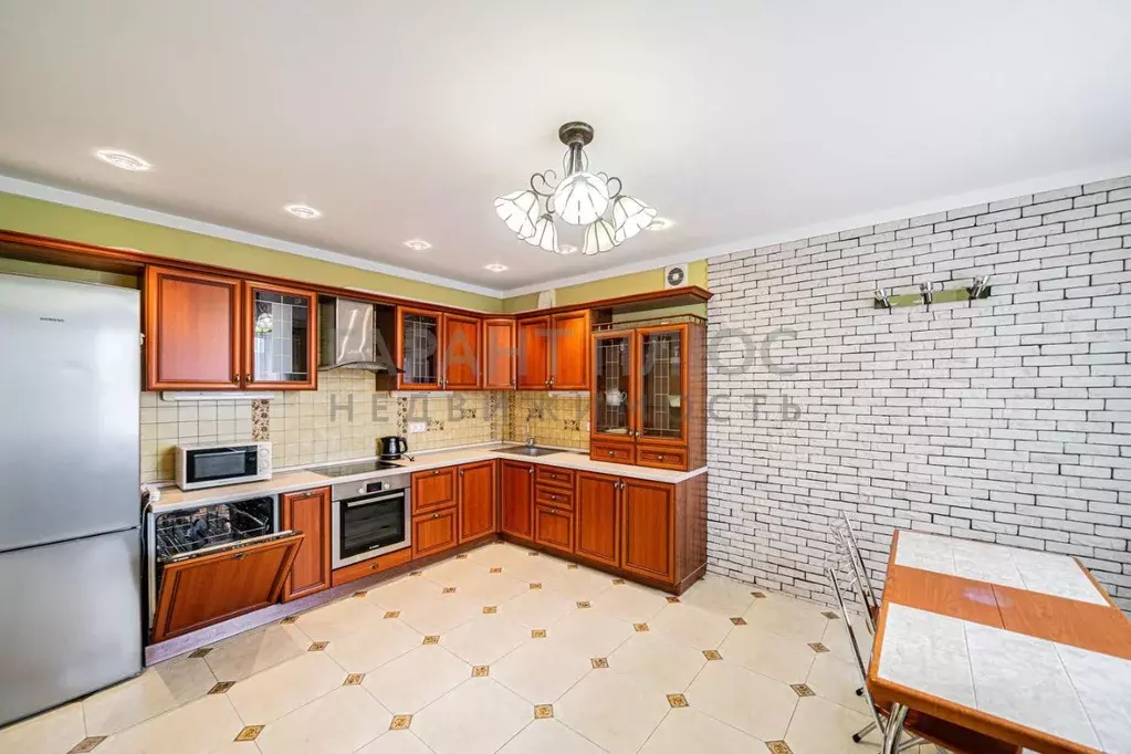 2-к кв. Липецкая область, Липецк Кузнечная ул., 10 (78.0 м) - Фото 2