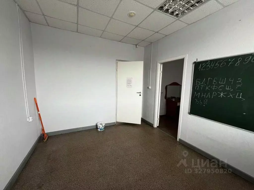 Офис в Волгоградская область, Волжский Молодежная ул., 3 (23 м) - Фото 2