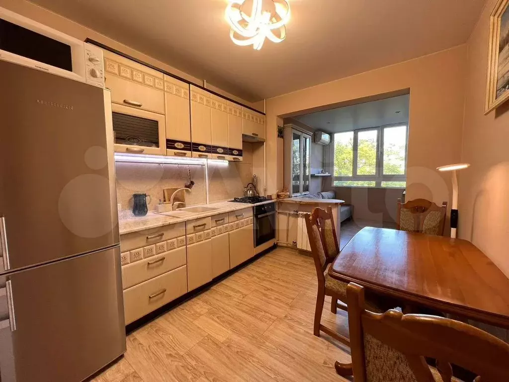 1-к. квартира, 45 м, 3/9 эт. - Фото 0