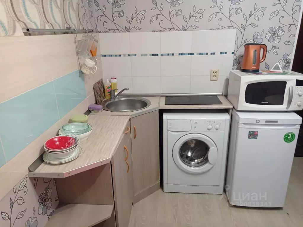 Студия Челябинская область, Челябинск ул. Сони Кривой, 43 (16.0 м) - Фото 1