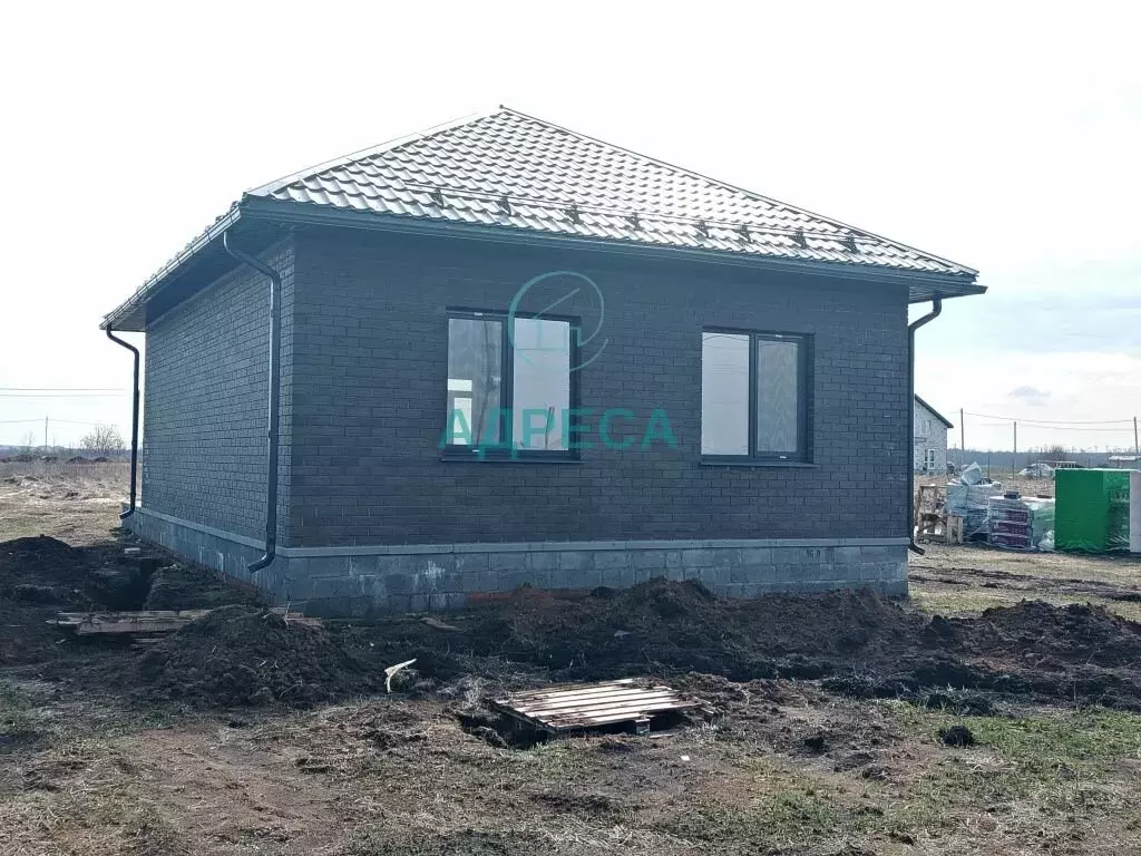 Дом в Новый Оскол, Кедровая улица (80 м) - Фото 2