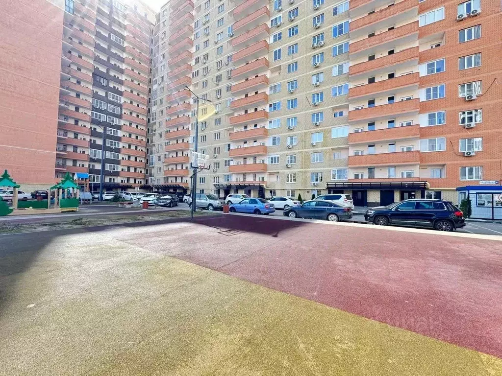 2-к кв. Астраханская область, Астрахань ул. Трофимова, 6 (67.0 м) - Фото 1