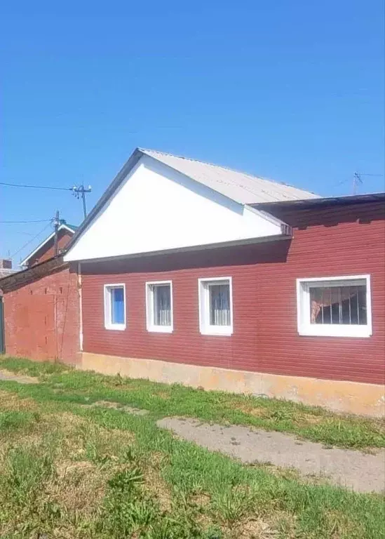 Дом в Омская область, Омск ул. 1-я Береговая (119 м) - Фото 0