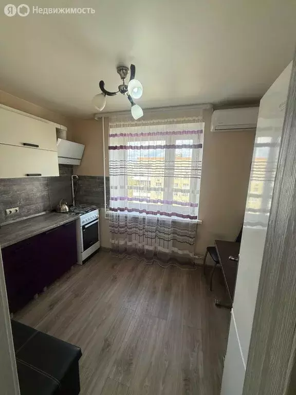 2-комнатная квартира: Шахты, Текстильная улица, 18 (49 м) - Фото 1