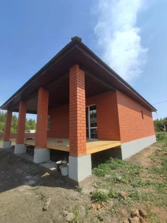 Дом в Башкортостан, Иглинский район, Чуваш-Кубовский сельсовет, с. ... - Фото 2