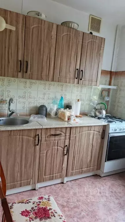 3-к кв. Волгоградская область, Волгоград Жилгородок мкр, ул. Савкина, ... - Фото 1