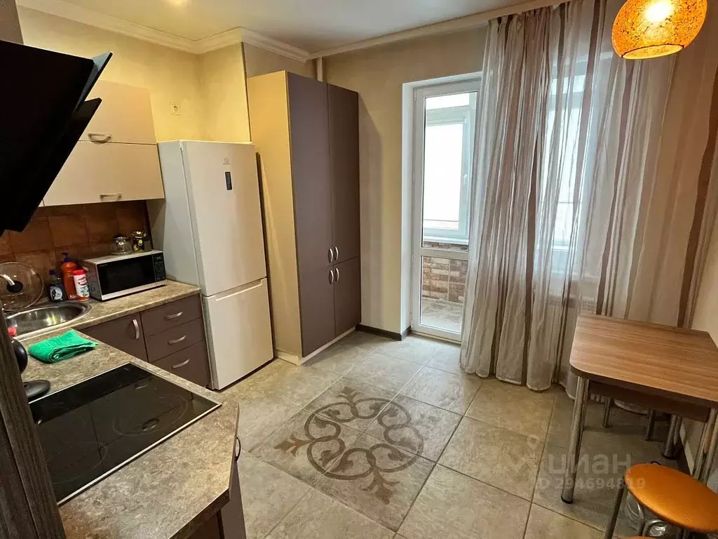 1-к кв. Астраханская область, Астрахань ул. Савушкина, 6Д (45.0 м) - Фото 1
