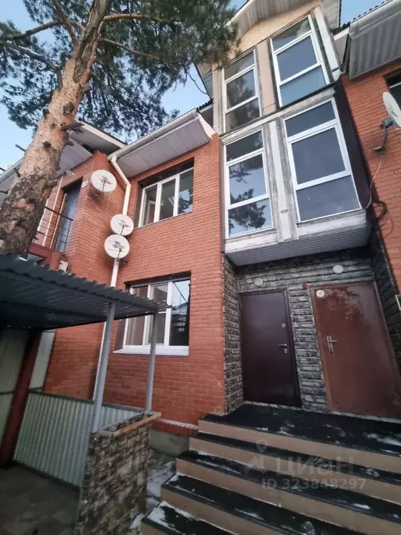 Таунхаус в Иркутская область, Ангарск 30-й мкр, 26Б (64 м) - Фото 1