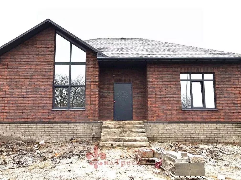 Дом в Белгородская область, Строитель Яковлевский городской округ, ул. ... - Фото 1