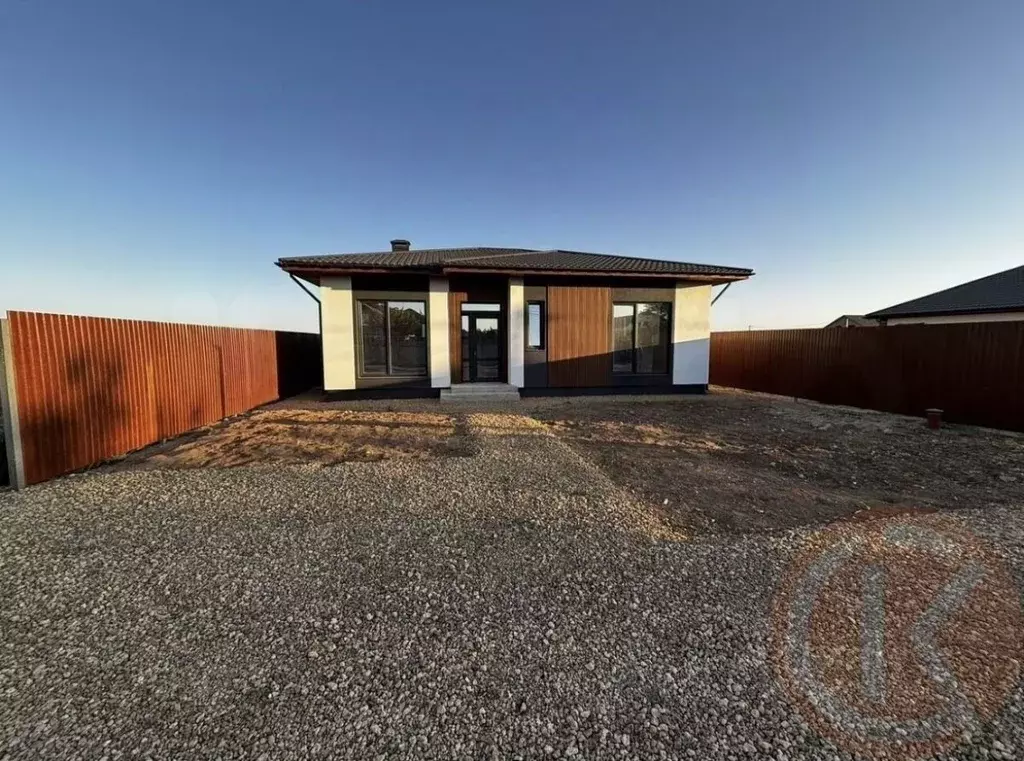 Дом в Крым, Евпатория Новый уч, пер. Новый (118 м) - Фото 1