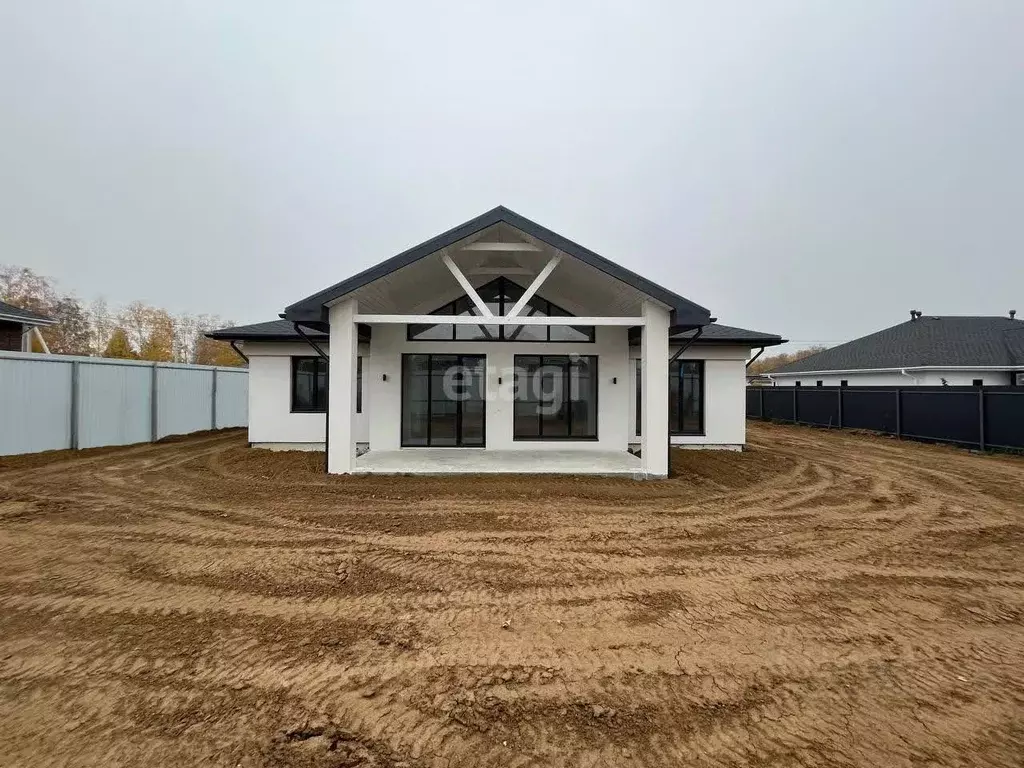 Дом в Тюменская область, Тюменский муниципальный округ, д. Зубарева ... - Фото 1