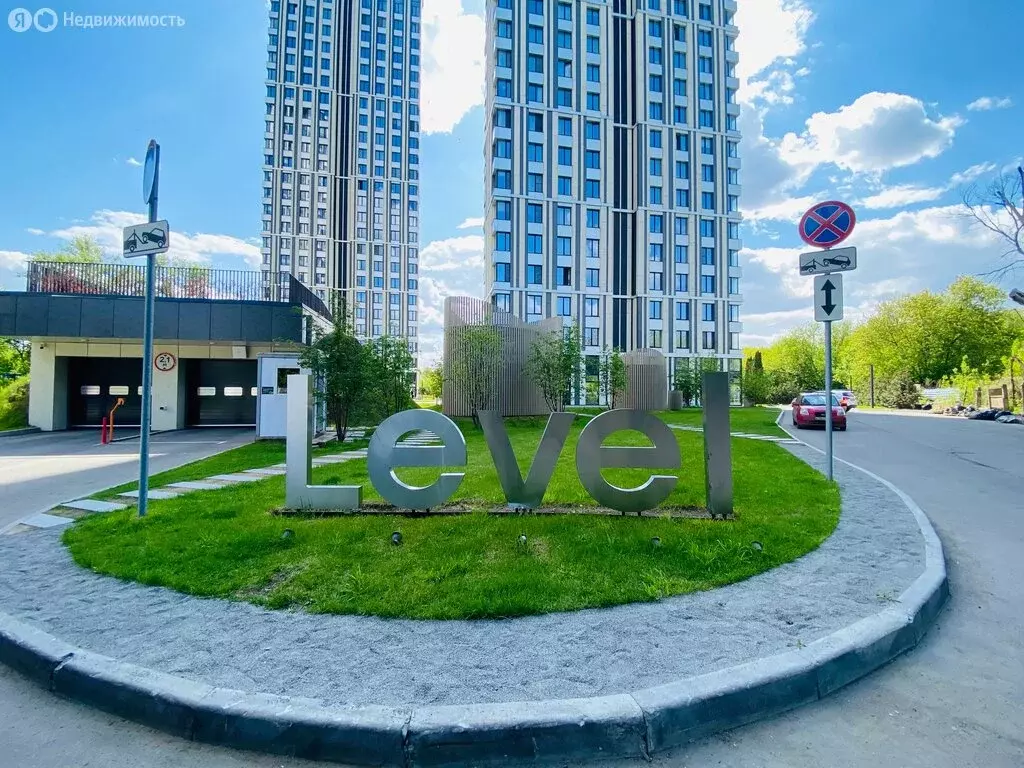 3-комнатная квартира: Москва, Волоколамское шоссе, 81/2с1 (100 м) - Фото 1