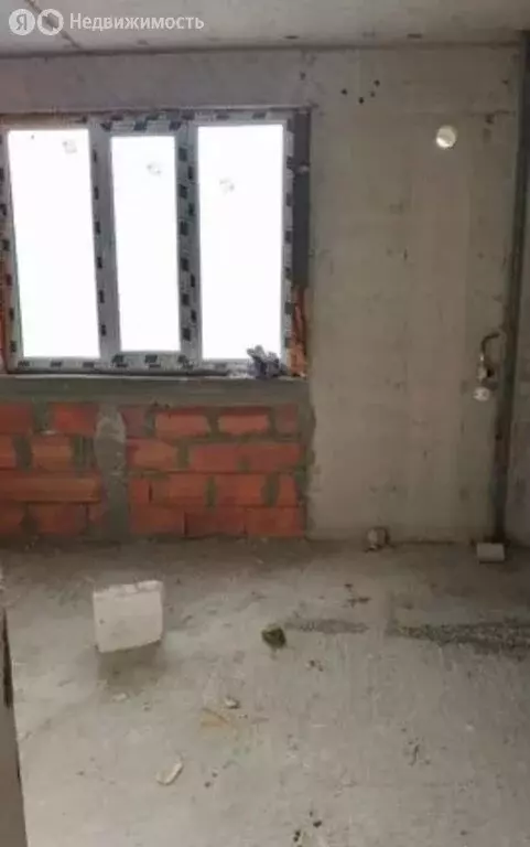 2-комнатная квартира: Каспийск, улица Каспийское шоссе, 17 (65 м) - Фото 0