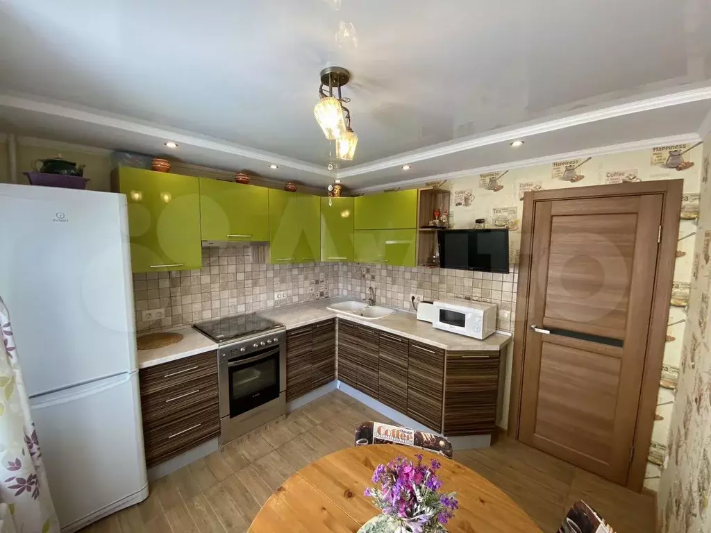 3-к. квартира, 70 м, 3/9 эт. - Фото 1