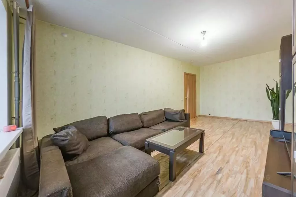 3-к кв. Свердловская область, Екатеринбург ул. Таватуйская, 8 (78.4 м) - Фото 2