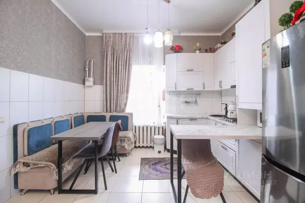 Дом в Алтайский край, Барнаул ВРЗ мкр, ул. 8 Марта, 36 (242 м) - Фото 1